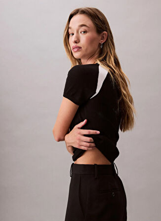 Calvin Klein Jeans Yuvarlak Yaka Standart Baskılı Siyah Kazak Kadın LV047C307GUB1