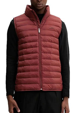 Calvin Klein Erkek Kolsuz Hafif Naylon Şişme Kırmızı Yelek LV04LC509G-VFK