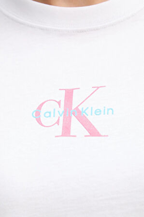 Calvin Klein Bayan T Shirt LV047C856G YAA