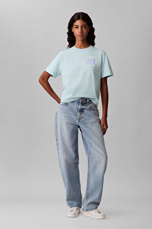 Calvin Klein Kadın Tişört-LV047C823G