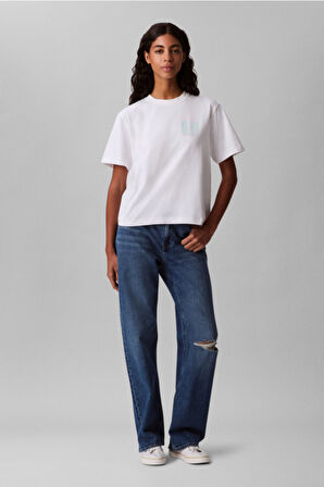 Calvin Klein Kadın Tişört-LV047C823G