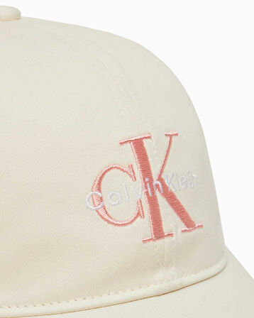 Calvin Klein Logolu Kadın Beyzbol Şapkası | STD