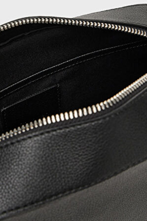 Calvin Klein Erkek Çanta LV04D1036G UB1