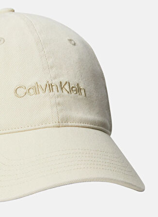 Calvin Klein Beyaz Kadın Şapka LV04K5065GYAE