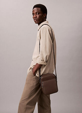 Calvin Klein Kahve Erkek Çapraz Çanta MICRO PEBBLE CROSSBODY S