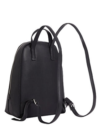 Calvin Klein Siyah Kadın Sırt Çantası LV04F3224G