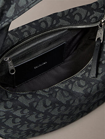 Calvin Klein Jeans Monogram Kadın Siyah Omuz Çantası LV04F3206G-UB1