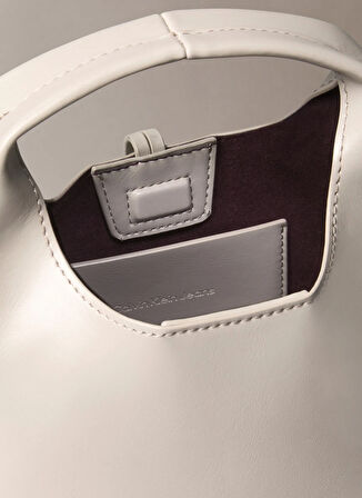 Calvin Klein Açık Bej Kadın Çapraz Çanta LV04K3177G