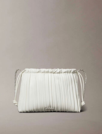 Calvin Klein Jeans PLISSE DRAWSTRING BAG Kadın Beyaz Çanta LV04F3076G-FUP