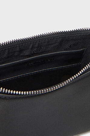 Calvin Klein Bayan Çanta LV04F3095G UB1