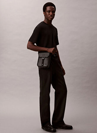 Calvin Klein Siyah Erkek Postacı Çantası CARGO FLAP REPORTER