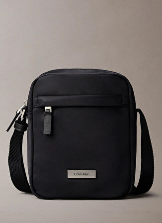 Calvin Klein Siyah Erkek Postacı Çantası SLEEK REPORTER