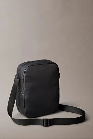 Calvin Klein Erkek Çapraz Çanta LV04D3164GUB1