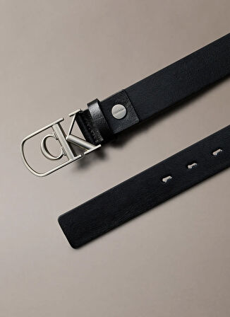 Calvin Klein Erkek Kemer CURVE MONOGRAM BUCKLE 32MM ADJ