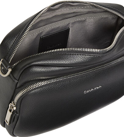 Calvin Klein Erkek Çapraz Çanta LV04D3159GUB1