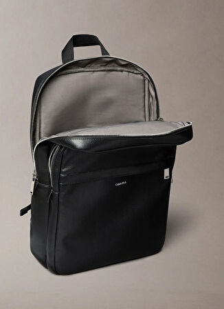 Calvin Klein Siyah Erkek Sırt Çantası RAISED SLIM SQUARE BACKPACK
