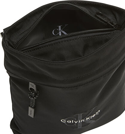 Calvin Klein Erkek Çapraz Çanta LV04D3178GUB1