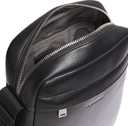 Calvin Klein Erkek Çapraz Çanta LV04D3160GUB1