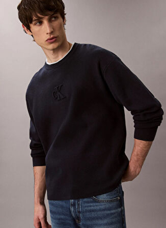 Calvin Klein Jeans Bisiklet Yaka Relaxed Düz Lacivert Erkek Kazak LV04RD300GCEF LS EMBOSSED LOGO CREW