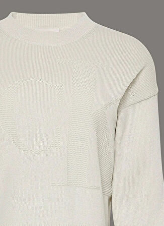 Calvin Klein Jeans Dik Yaka Standart Düz Beyaz Kazak Kadın LV047D304G67U