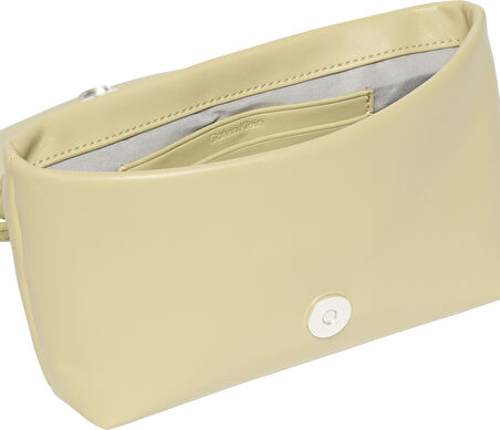 Calvin Klein Kadın Çapraz Çanta LV04F1027GIYZ