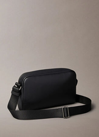 Calvin Klein Siyah Erkek Postacı Çantası BOLD CK CAMERA BAG