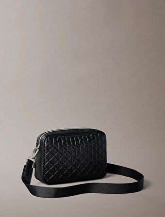 Calvin Klein Erkek Çapraz Çanta LV04D3203GUB1