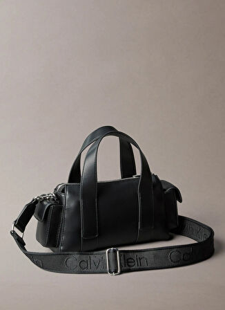 Calvin Klein Omuz Çantası