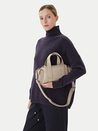 Calvin Klein Kadın El ve Çapraz Çanta LV04F3291G2QO