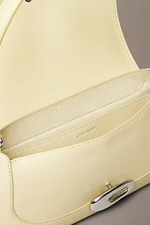 Kadın Metal Aksesuarlı Kapaklı Omuz Çantası - Su Yeşili | undefined