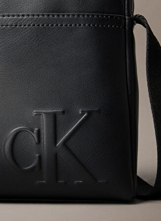 Calvin Klein Siyah Erkek Postacı Çantası BOLD CK REPORTER