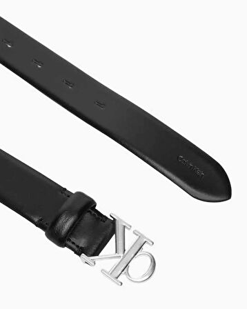 Calvin Klein Hardware Logo Tokalı 30mm Kadın Kemer | 75 cm