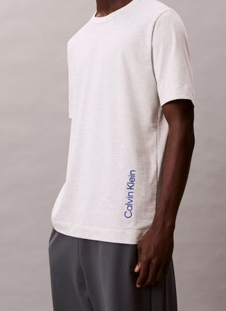 Calvin Klein Jeans Bisiklet Yaka Düz Gri Erkek T-Shirt LVGMF5K106P74 SS TEE