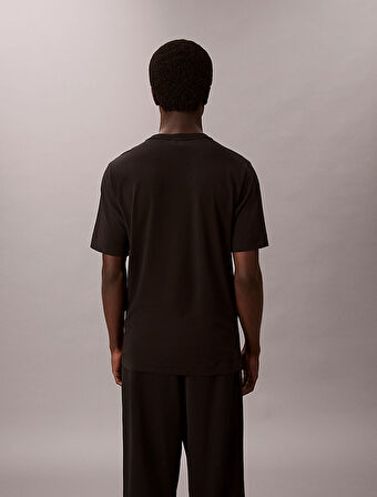 CALVIN KLEIN Erkek Marka Logolu Organik Pamuklu Günlük Kullanıma Uygun Siyah T-Shirt LVGMF5K106 UB1