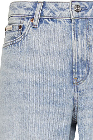 Calvin Klein Kadın Jean-LV147C700G