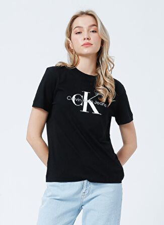 Calvin Klein Jeans Bisiklet Yaka   Rahat  Siyah Kadın T-Shirt J20J219142BEH