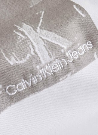 Calvin Klein Jeans Kapüşon Yaka Baskılı Beyaz Kadın Sweatshırt J40J400300YAF