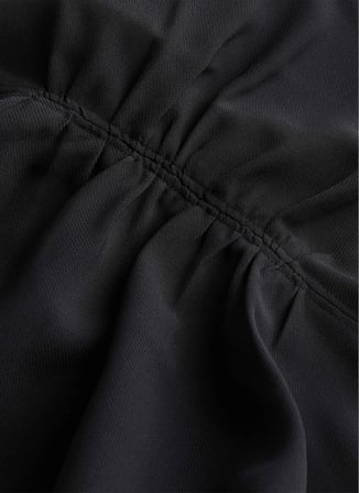 Calvin Klein Yarım Balıkçı Yaka Düz Siyah Diz Üstü Kadın Elbise K20K206110BEH