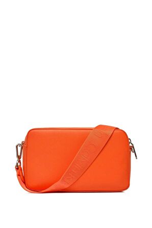 Kadın Calvin Klein Must Camera Bag Çapraz Askılı Çanta K60K608410