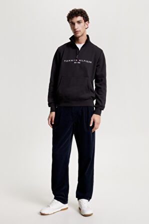 TOMMY HILFIGER Erkek Göğüste Ve Kolda Kolda Marka Logolu Yarım Fermuarlı Organik Pamuklu Dik Yakalı Siyah Sweatshirt MW0MW20954 BDS