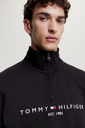 TOMMY HILFIGER Erkek Göğüste Ve Kolda Kolda Marka Logolu Yarım Fermuarlı Organik Pamuklu Dik Yakalı Siyah Sweatshirt MW0MW20954 BDS