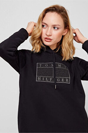 Nakış İşlemeli Logo Kısa Elbise