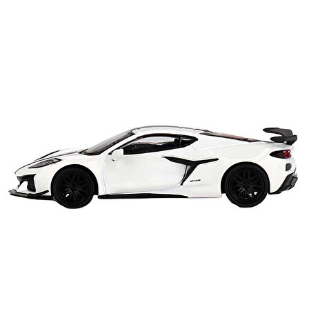 1:64 Diecast Chevrolet Corvette Z06 2023 Arctic White Mini GT Model Araba