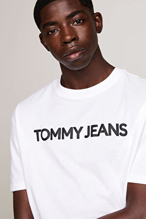 Tommy Jeans New Classic Beyaz Logolu T-Shirt