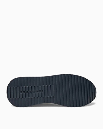 Runner Evo Sneakers