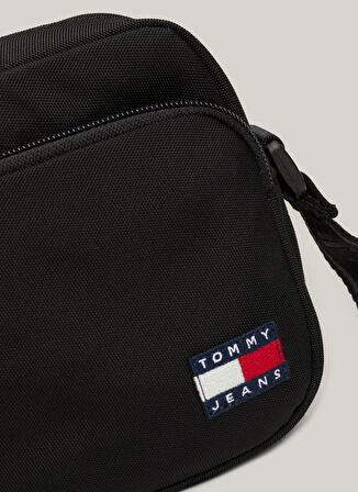 Tommy Hilfiger Siyah Kadın Çapraz Çanta AW0AW16275BDS