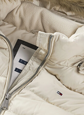 Tommy Jeans Krem Kadın Şişme Mont TJW BASIC HOODED DOWN JACKET EXT