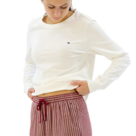 Tommy Hilfiger Kadın Kırmızı Pijama Takımı ( Terlik Hediyeli ) UW0UW04853