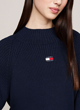 Tommy Jeans Dik Yaka Standart Nakışlı Lacivert Kazak Kadın TJW BADGE MOCKNECK SWEATER