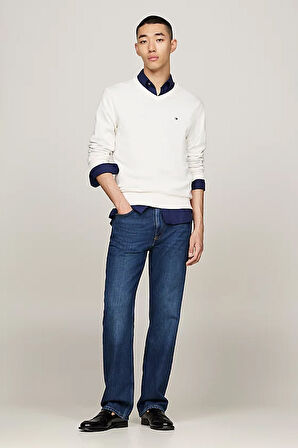 Erkek V Yaka Bayrak Nakışlı Kazak - Beyaz | 2XL